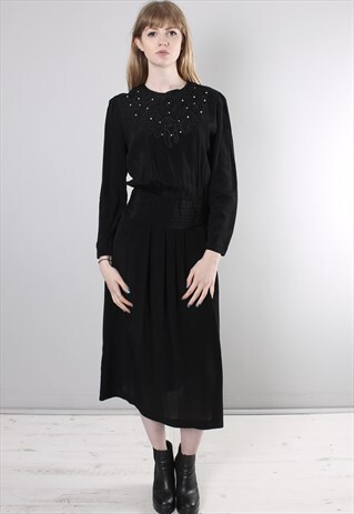 VINTAGE 80S BLACK EMBROIDERED PEARL SATIN EVENING DRESS