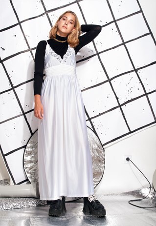 VINTAGE SLIP DRESS 70S OPEN BACK WHITE MAXI LACE NIGHTGOWN