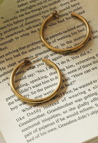 GOLD SMALL BASIC SEMI-OPEN HOOP EARRINGS