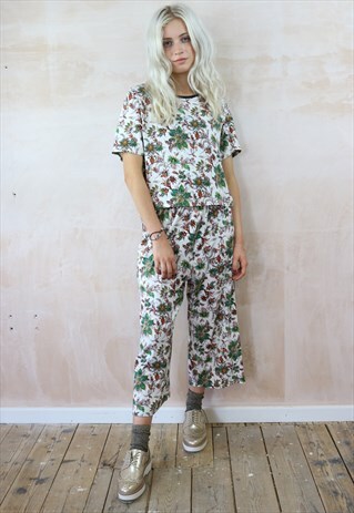 CROP PANTS AND BOX TOP CO-ORDINATES