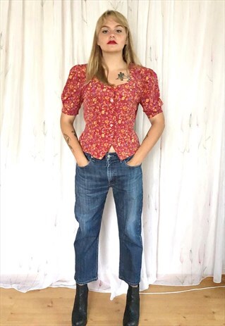 BLUE STRAIGHT FIRM VINTAGE LEVIS JEANS