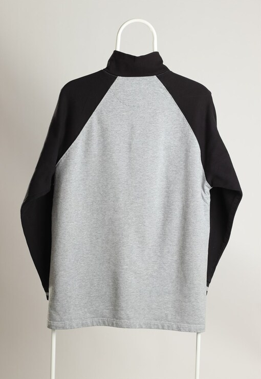 garment image