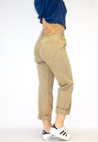 VINTAGE 90'S BEIGE BOYFRIEND FIT LEVI JEANS
