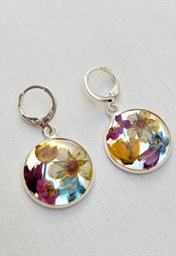 Handmade dried flower silver round 22mm dangle earring
