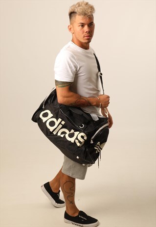 VINTAGE ADIDAS LOGO HOLDALL WEEKEND BAG