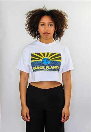 DANCE PLANET JAN CROPPED GRAPHIC PRINT 90S RAVE TSHIRT WHITE