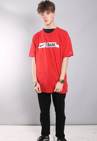 VINTAGE NIKE T-SHIRT
