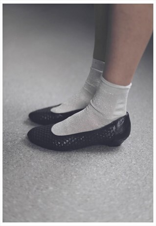 VINTAGE 80'S NAVY WOVEN LEATHER SHOES