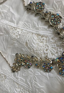 Vintage Necklace Silver  Crystals Sparkle Dimante Flowers