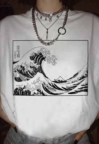 GREAT WAVE JAPANESE GRAPHIC TEE