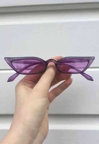 WOMENS VINTAGE STYLE 90S CLEAR PURPLE THIN POINTY SUNGLASSES