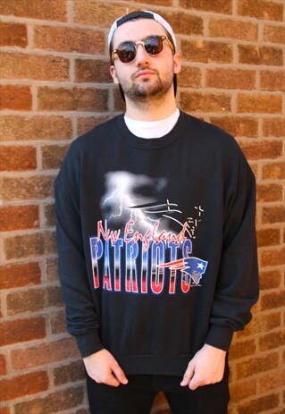 VINTAGE NEW ENGLAND PATRIOTS NFL SWEATER