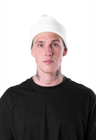 ESSENTIAL CUFFED BEANIE HAT - WHITE