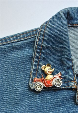 80S CARTOON MICKEY MOUSE ON CAR FUNNY PIN