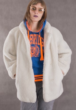 VINTAGE 80'S CREAM SHAGGY FAUX FUR WINTER JACKET