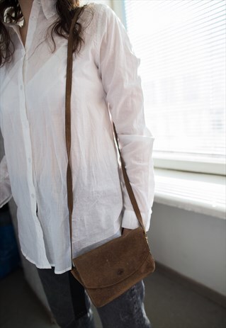 VINTAGE 70'S TINY BROWN BOHEMIAN LEATHER BAG