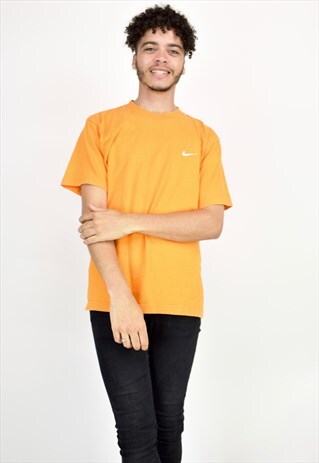 VINTAGE 90'S NIKE T-SHIRT