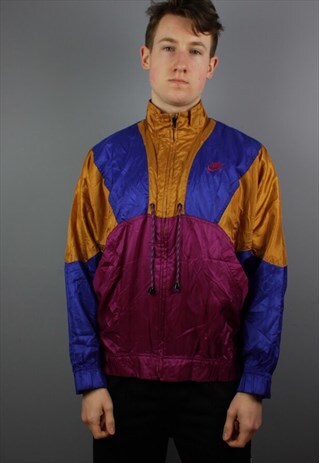 VINTAGE NIKE WINDBREAKER JACKET IN PURPLE WITH EMBROIDERY