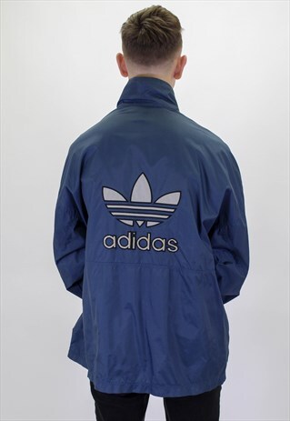 VINTAGE ADIDAS EMBROIDERED LOGO COACH JACKET IN BLUE XL