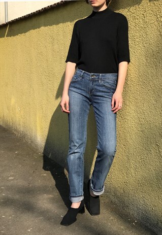 REGULAR JEANS