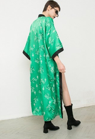 VINTAGE KIMONO ROBE GREEN WRAP DRESS SILKY FEMININE SHORT