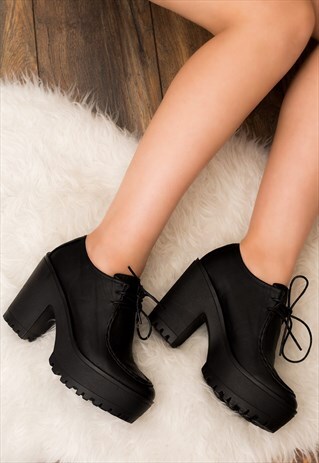 MAYA LACE UP BLOCK HEEL ANKLE BOOTS - BLACK LEATHER STYLE