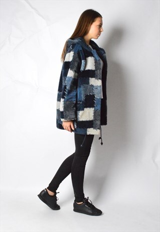 VINTAGE 90S PATCHWORK PRINT FLEECE WINTER COAT WITH HOOD