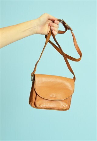 VINTAGE 70'S BOHO RETRO REAL LEATHER SHOULDER BAG