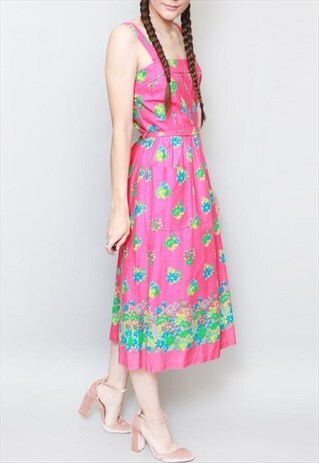 VINTAGE 1970'S VIBRANT PINK FLORAL PRINT MIDI DRESS