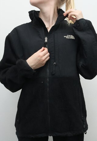 THE NORTH FACE - BLACK DENALI EMBROIDERED FLEECE JACKET - LA