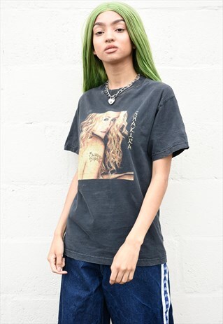 SHAKIRA TOUR OF THE MONGOOSE 2002 T-SHIRT