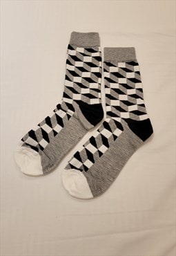 Rhombus Pattern Cozy Socks in White color