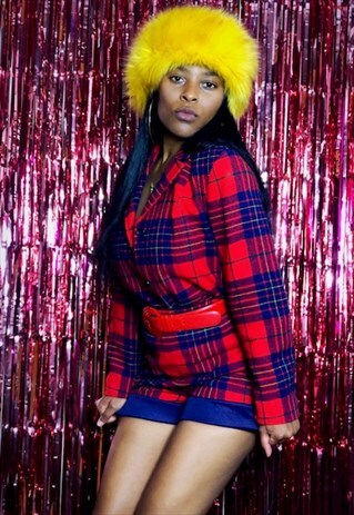 VINTAGE RED PLAID SHORT SUIT