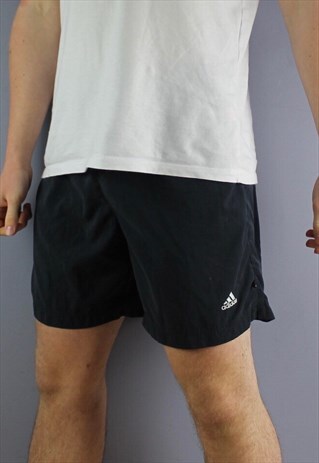VINTAGE ADIDAS SHORTS IN NAVY WITH POCKETS, EMBROIDERED LOGO