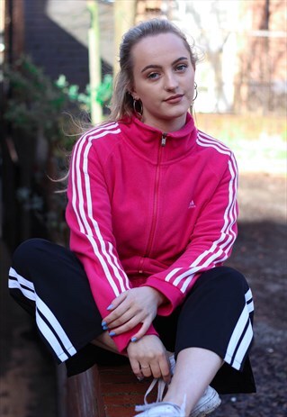 TRACK TOP