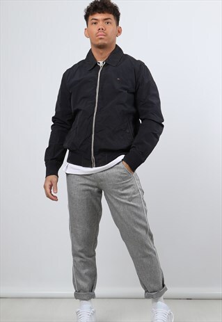 VINTAGE TOMMY HILFIGER MEDIUM NAVY BOMBER JACKET
