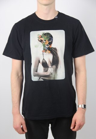 VINTAGE GRAPHIC T-SHIRT