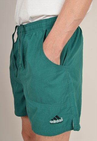 VINTAGE ADIDAS EQUIPMENT SHORTS SIZE M 90'S (3031)