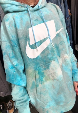 NIKE TIE DYE DISTRESSED FRENCH TERRY HOODIE