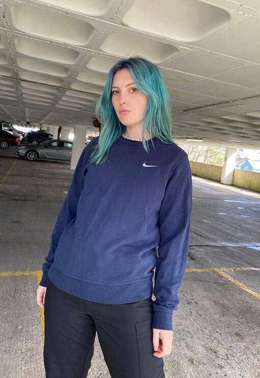 garment image