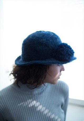 VINTAGE 60'S BLUE POM POM HAT