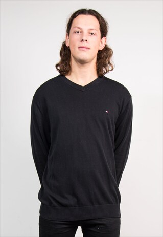 VINTAGE BLACK TOMMY HILFIGER V-NECK JUMPER