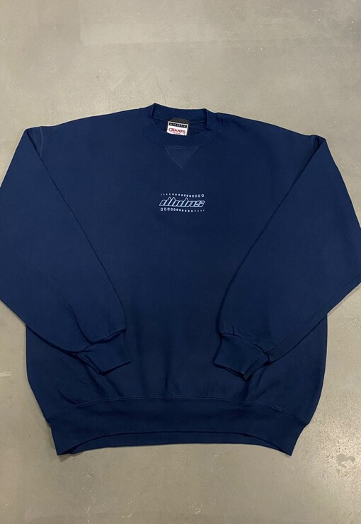garment image