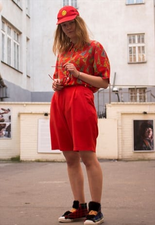FANCY VINTAGE 70S HIGH WAIST RED SHORTS