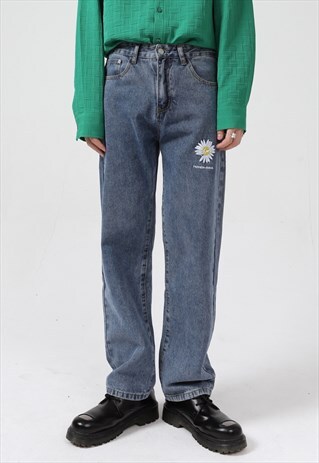 KALODIS LOOSE DAISY EMBROIDERED CASUAL JEANS