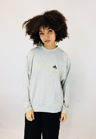 VINTAGE ADIDAS 90S EMBROIDERED SWEATSHIRT