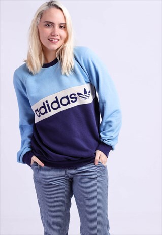 VINTAGE ADIDAS SWEATSHIRT