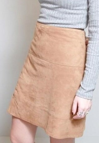 VINTAGE 1980'S CUTE BROWN SOFT SUEDE MINI SKIRT