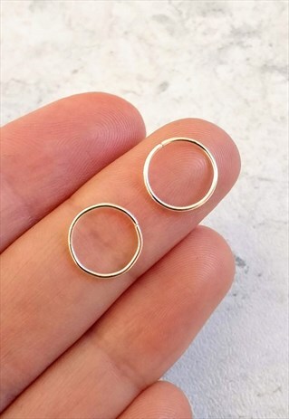 MINI HUGGIE CARTILAGE LOBE HOOP EARRINGS