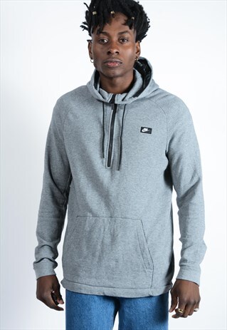 NIKE HOODIE IN GREY WITH LOGO .
